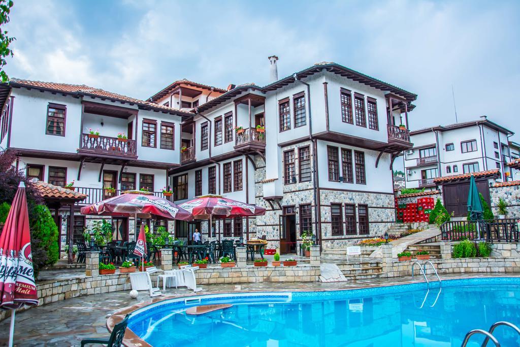 Hotel Alexandrov'S Houses Slatograd Exterior foto